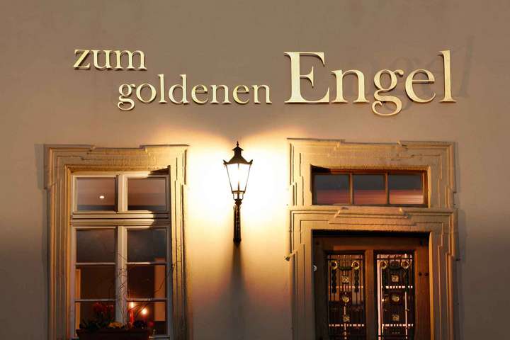 Das Restaurant »Zum goldenen Engel« ist ein wahres Kulturdenkmal zum Wohlfühlen.