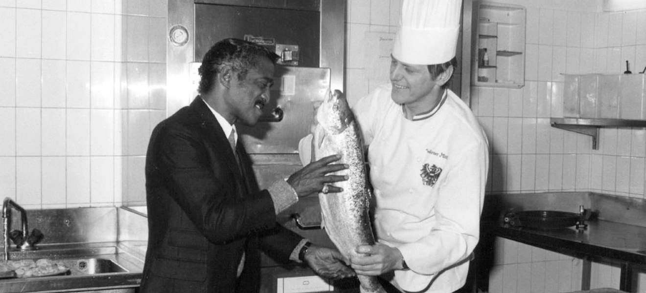 Stars wie Sammy Davis Junior waren in den 1970ern  von Werner Matts Neuer  Wiener Küche begeistert. 