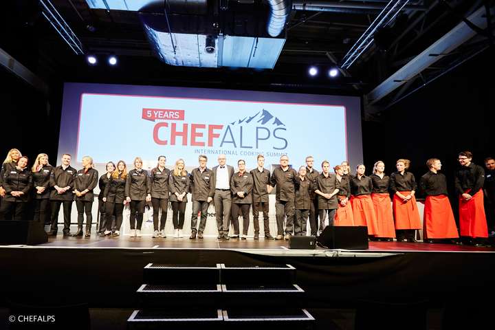 Das Team der Chef Alps auf der Bühne.