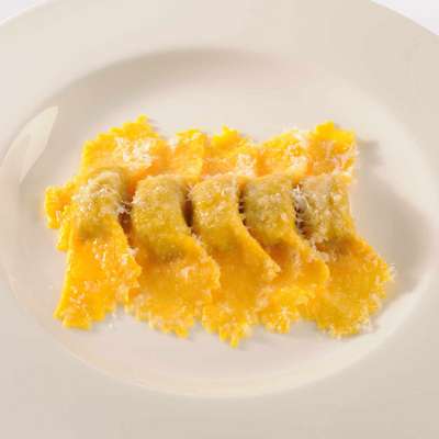 Für die Tortelli mit Kürbis- und Amarettifüllung aus dem Drei-Sterne-Restaurant »Dal Pescatore« nehmen Gourmets weite Wege auf sich.