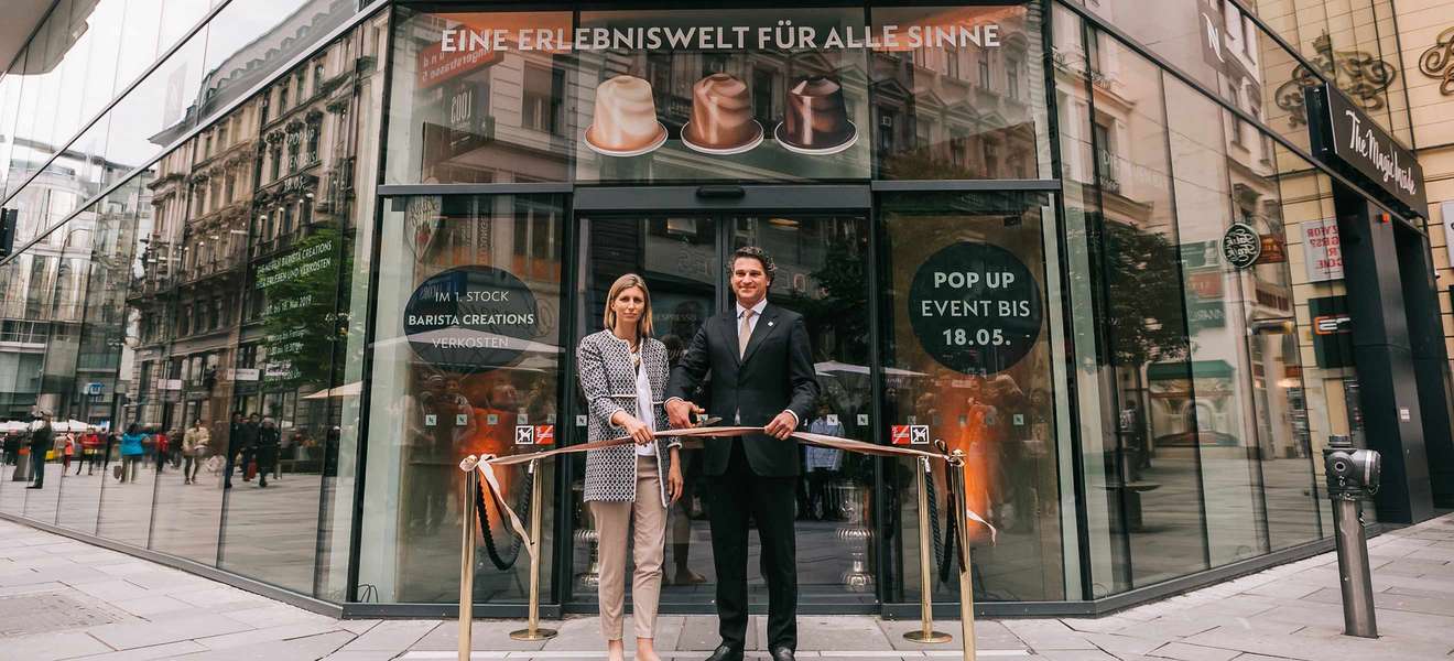 Nina Meusburger und Alessandro Piccinini  eröffnen »The Magic Inside« auf der Kärntner Straße 9.