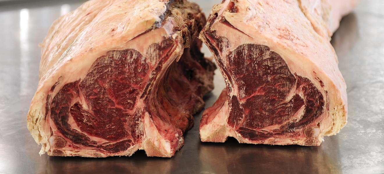 Besonderer Genuss: Dry Aged Steak von KARNERTA