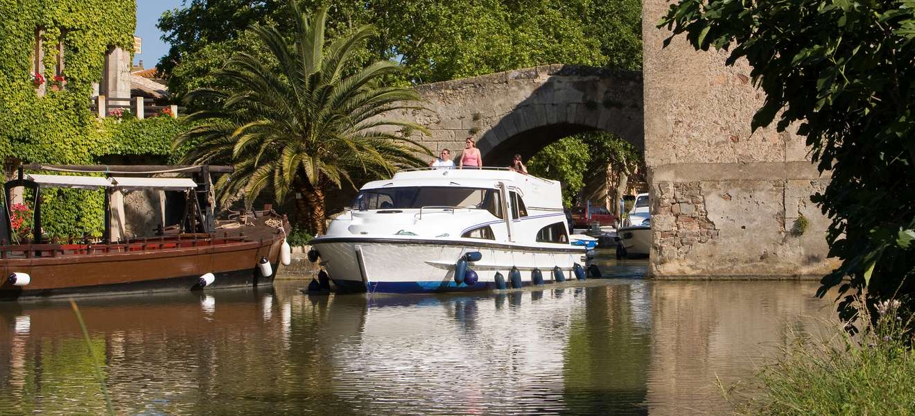 Hausboot auf dem Canal du Midi.