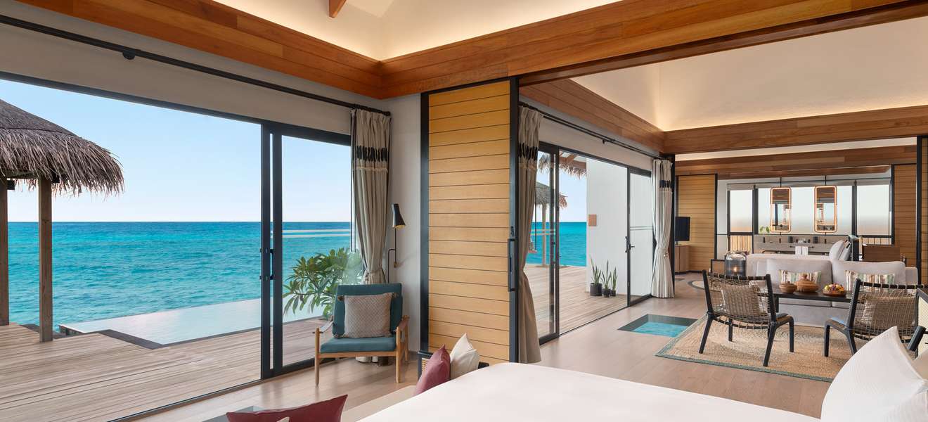 Villa mit 2 Schlafzimmern im neuen Hilton Maldives Amingiri Resort & Spa.