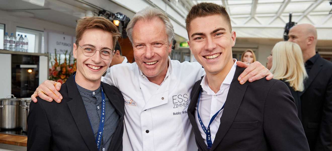 Falstaff Young Talents 2018 Bernhard Auer (Gastgeber) und Clemens Groß (Küche) mit Martin »Bobby« Bräuer.