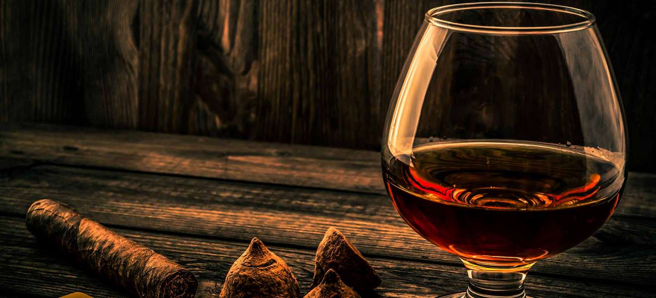 Harmonieren: Cognac und Zigarren