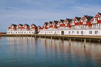 Moderne Sommerhäuser auf der Insel Langeland, die zum Archipel in der Dänischen Südsee gehört.
