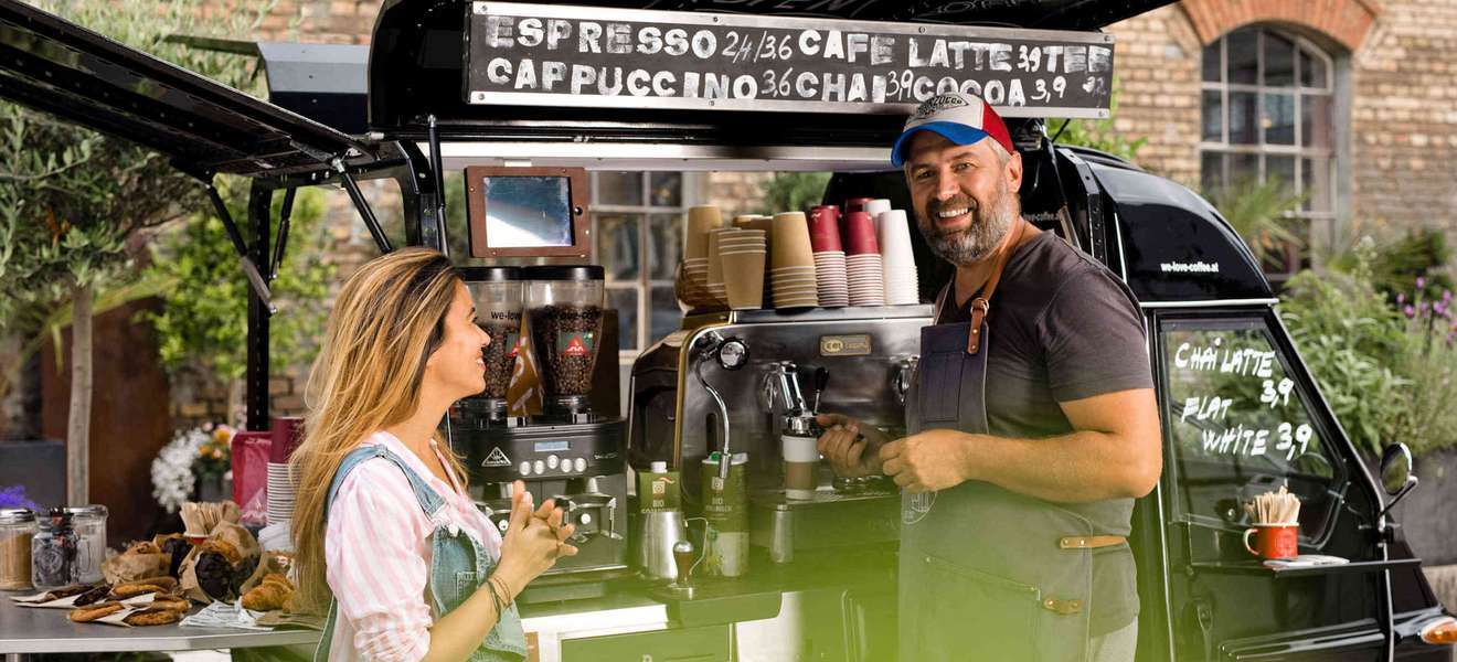 Befeuert von der Streetfood-Szene boomt mobiler Kaffeegenuss.