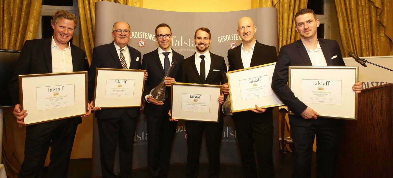 Die fünf Sieger der WeinTrophy 2017 (v.l.n.r.): Konrad Salwey, Karl-Heinz Rebitzer, Hansjörg und Matthias Aldinger, Oliver Donnecker, Jürgen Ellwanger.