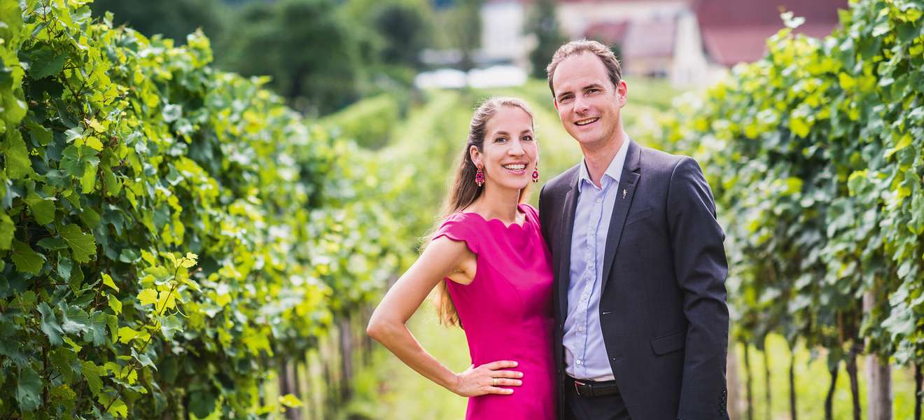 Julia und Herwig Jamek  führen das bekannte  Weingut in Joching. 