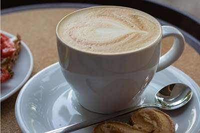 Der im »Café Kauz« servierte Kaffee stammt aus lokalen Röstereien.
