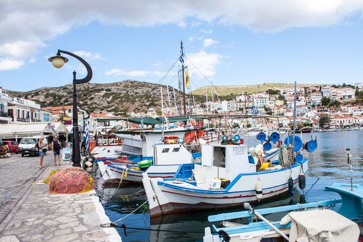 Der Hafen von Samos.