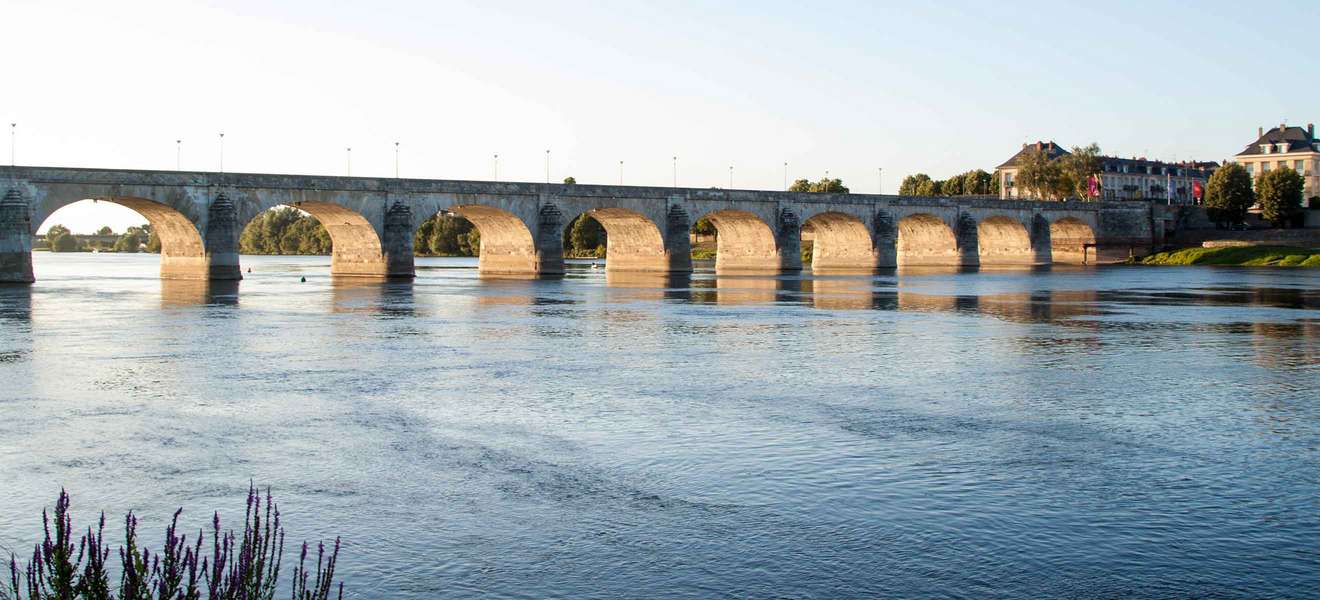 Der Loire ist der größte zum Atlantik fließende Strom Frankreichs. 