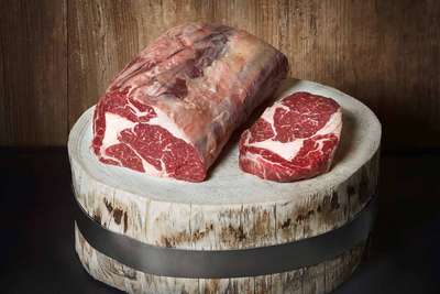 »XO Beef«: Das junge Unternehmen hat sich auf den Verkauf von Steaks von alten Weide-kühen spezialisiert, die ganz besonders aromatisch schmecken.