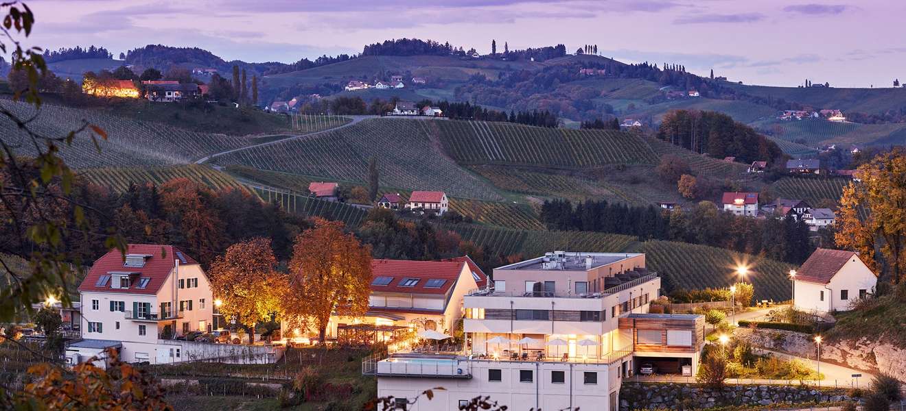 Das Weinhotel Gut Pössnitzberg mit seiner idyllischen Umgebung.