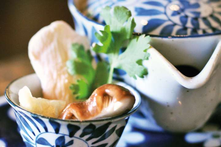 Penangs Vielfalt spiegelt sich in der Küche wider, etwa im chinesisch inspirierten »Blue Mansion«. / © Shutterstock, beigestellt