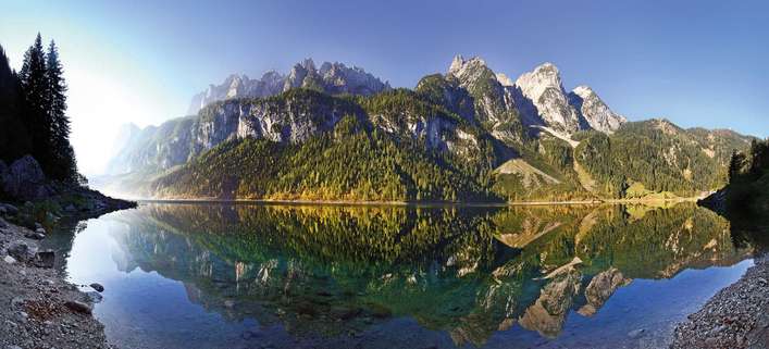 Glasklares Wasser und imposantes Bergpanorama am Gosausee. / © Oberösterreich Tourismus