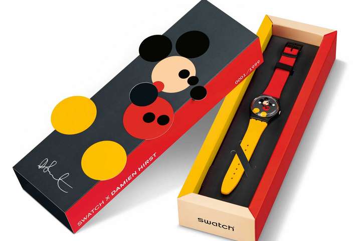 Anlässlich des 90-jährigen Geburtstags von Mickey Mouse hat niemand Geringerer als Damien Hirst eine limitierte Edition für Swatch gestaltet. Kult! swatch.com