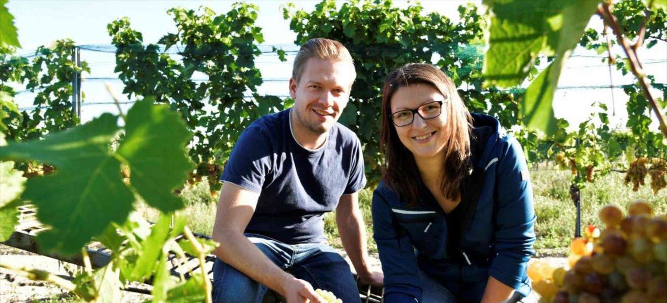 Christine Lentsch und ihr Partner Andreas bringen frischen Wind in das Weingut »Zur Dankbarkeit«.