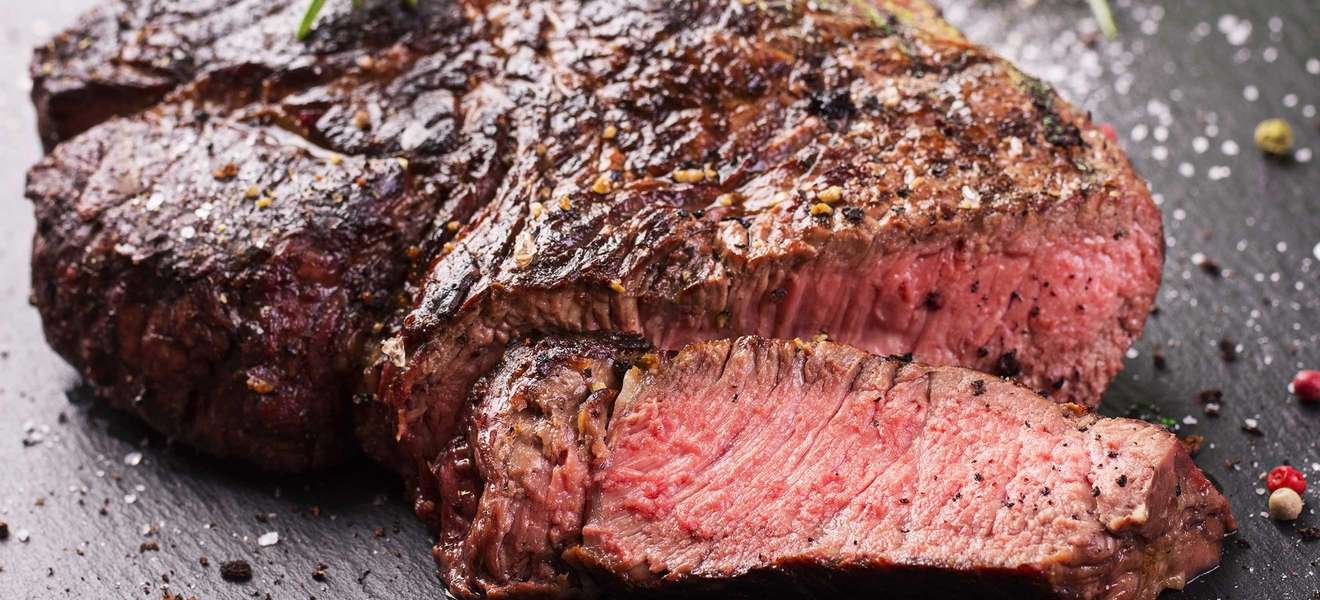 Wahrer Fleisch-Genuss: Saftiges Steak.