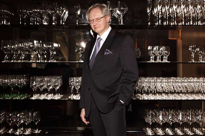 Österreichs Weinkompetenz in Person: Adi Schmid war über 40 Jahre Chef-Sommelier im »Steirereck«.
