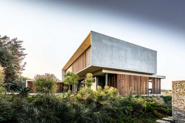 Bamboo-House - Bloc Architects + Kevin Lloyd Architects