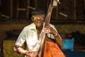 Die Musik zeugt von Kubas Geschichte: spanische Motive mit heißen afro-kubanischen Rhythmen. / © Shutterstock