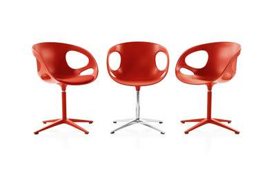 Japanisches und skandinavisches Design weisen durchaus Parallelen im Ansatz auf. Hiromichi Konno hat für das Label Fritz -Hansen den »HK10 RIN Chair« entworfen. 