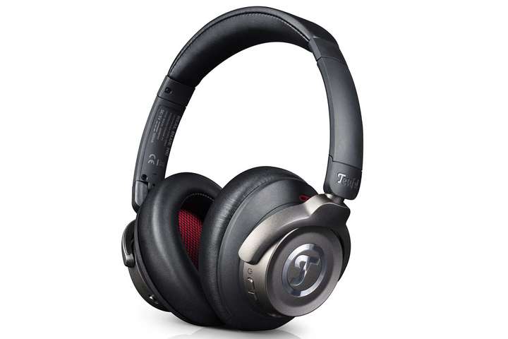 Vielleicht die mit Abstand besten Kopfhörer auf dem Markt: Die »Real Blue NC« überzeugen  mit Bluetooth, Noise Cancelling und Soundqualität. teufelaudio.at