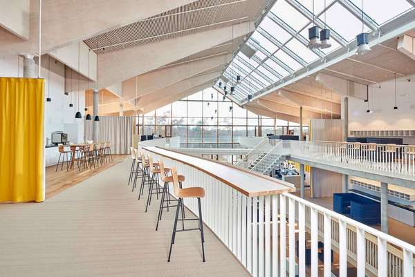 Deutscher Nachhaltigkeitspreis für den Alnatura ­Campus, das größte  Bürogebäude mit Stampflehmfassade und  integrierter geothermischer Wandheizung in Europa.